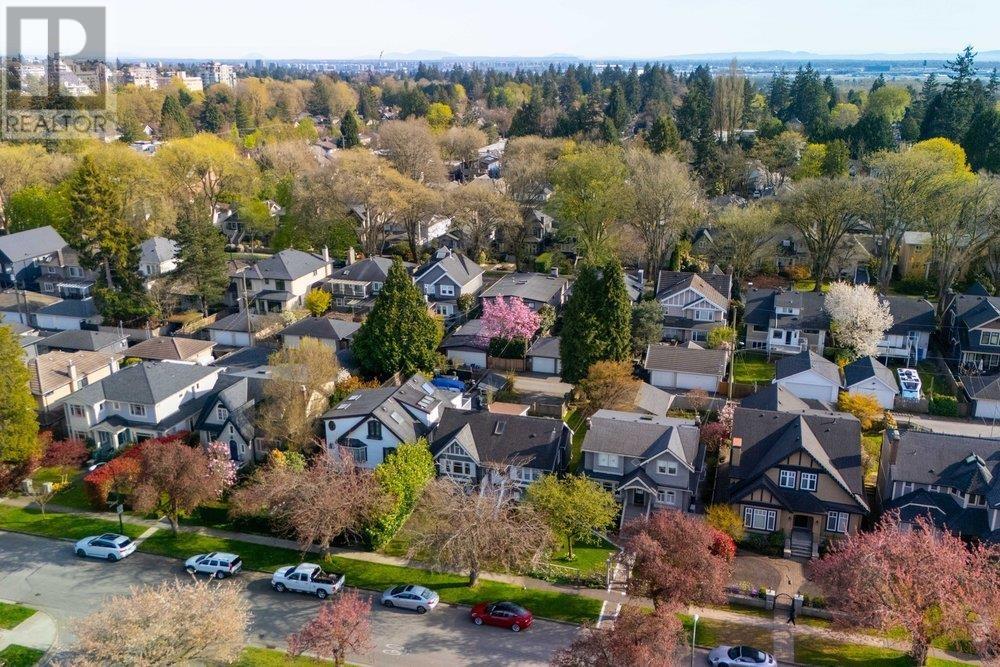 2816 W 37TH AVENUE, Vancouver real estate listing R3005326