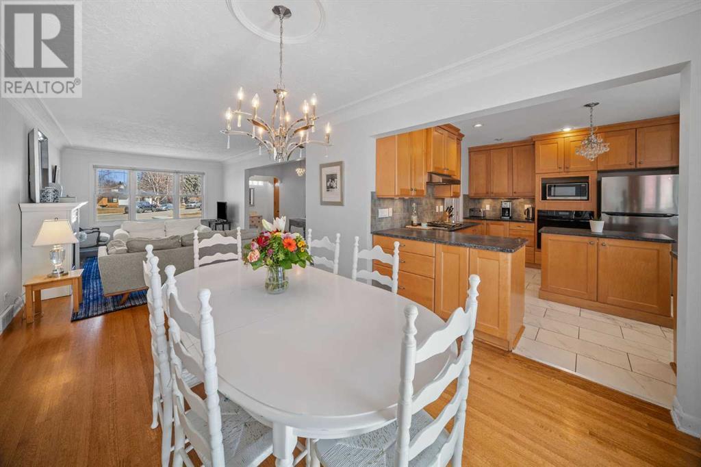 Single Family House Bungalow for Sale in   Avenue SW Elboya Calgary 