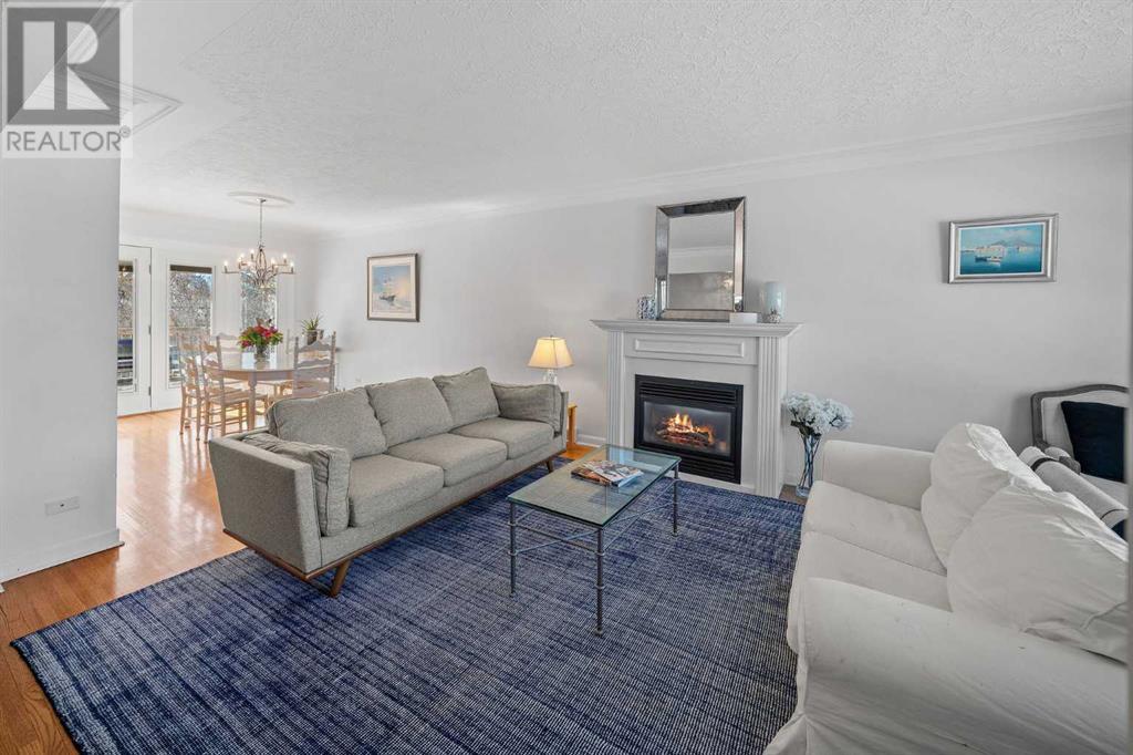 Single Family House Bungalow for Sale in   Avenue SW Elboya Calgary 