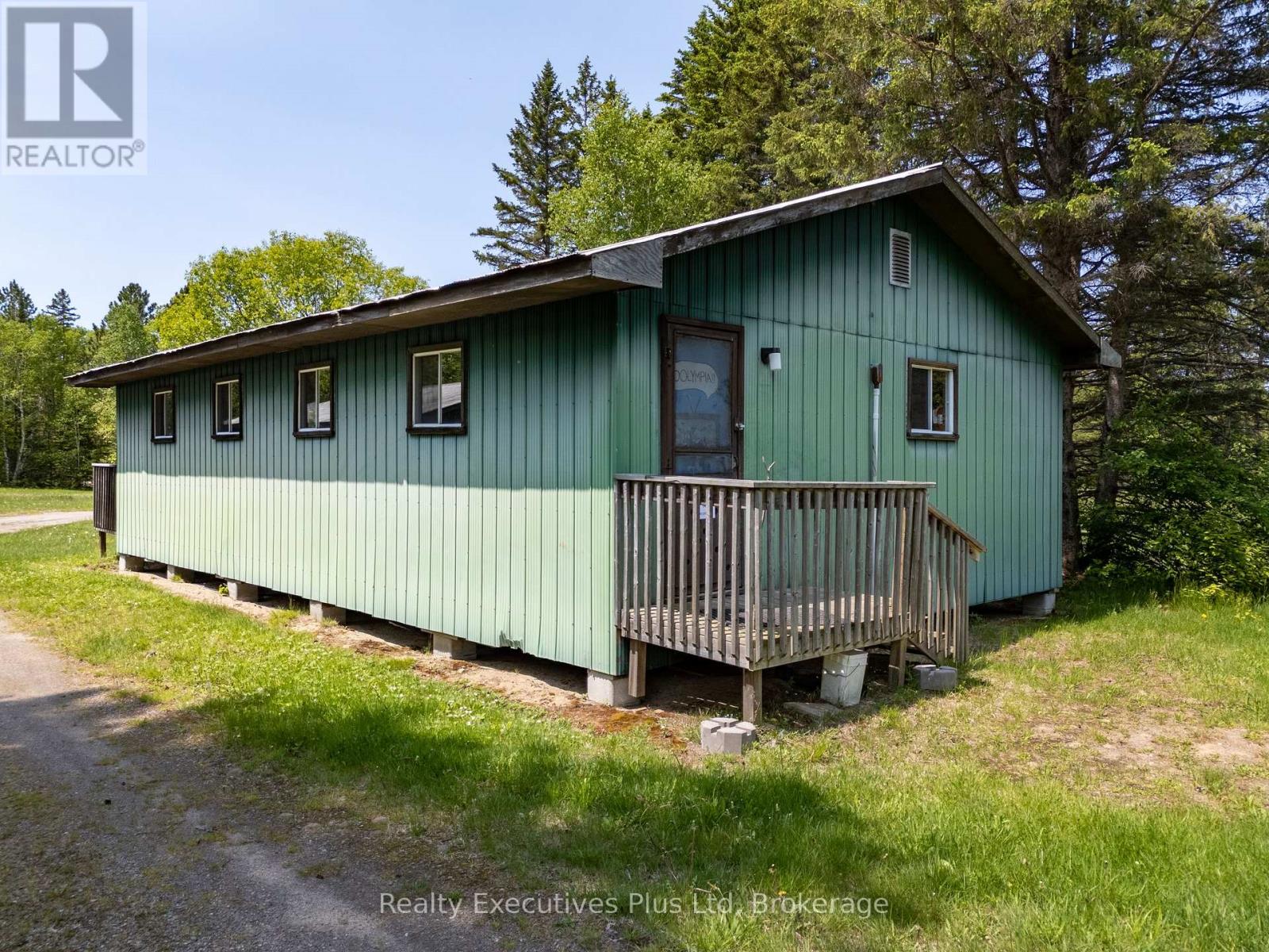 Photo 11 of 1330 Hwy 518 Highway W, Mcmurrich Monteith ON