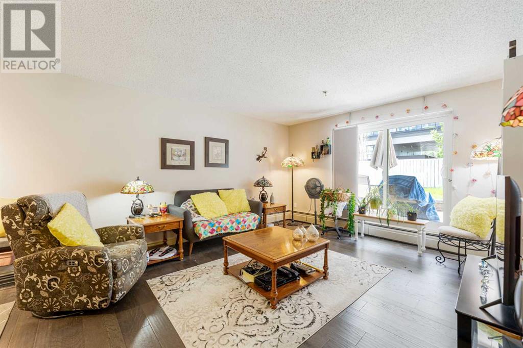 Single Family House for Sale in    Avenue SW Windsor Park Calgary 