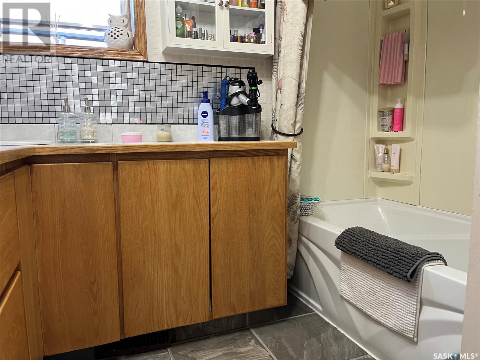 Photo 10 of 200 Cloverly Avenue, Arlington Rm No 79 SK