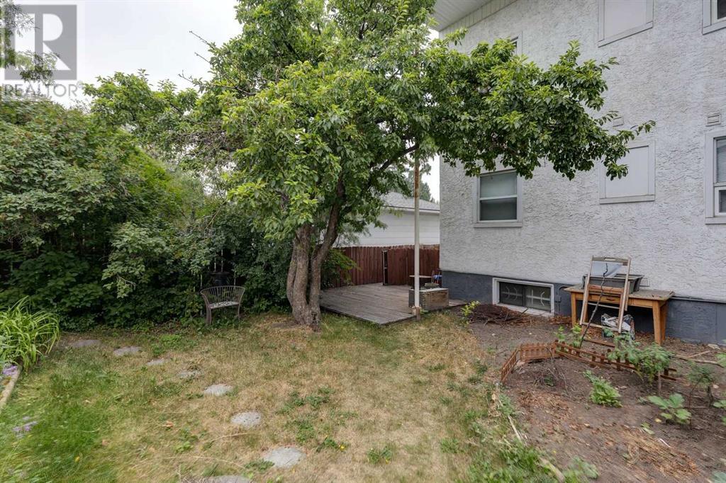 Single Family House for Sale in    Avenue SW Richmond Calgary 