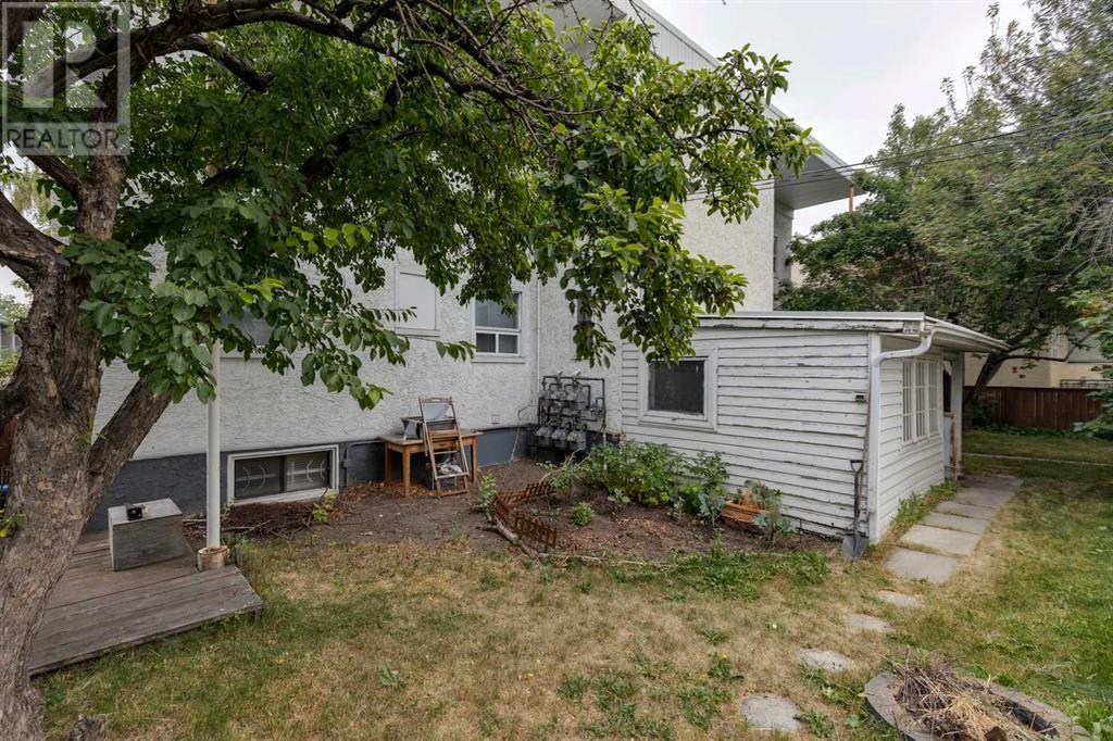 Single Family House for Sale in    Avenue SW Richmond Calgary 