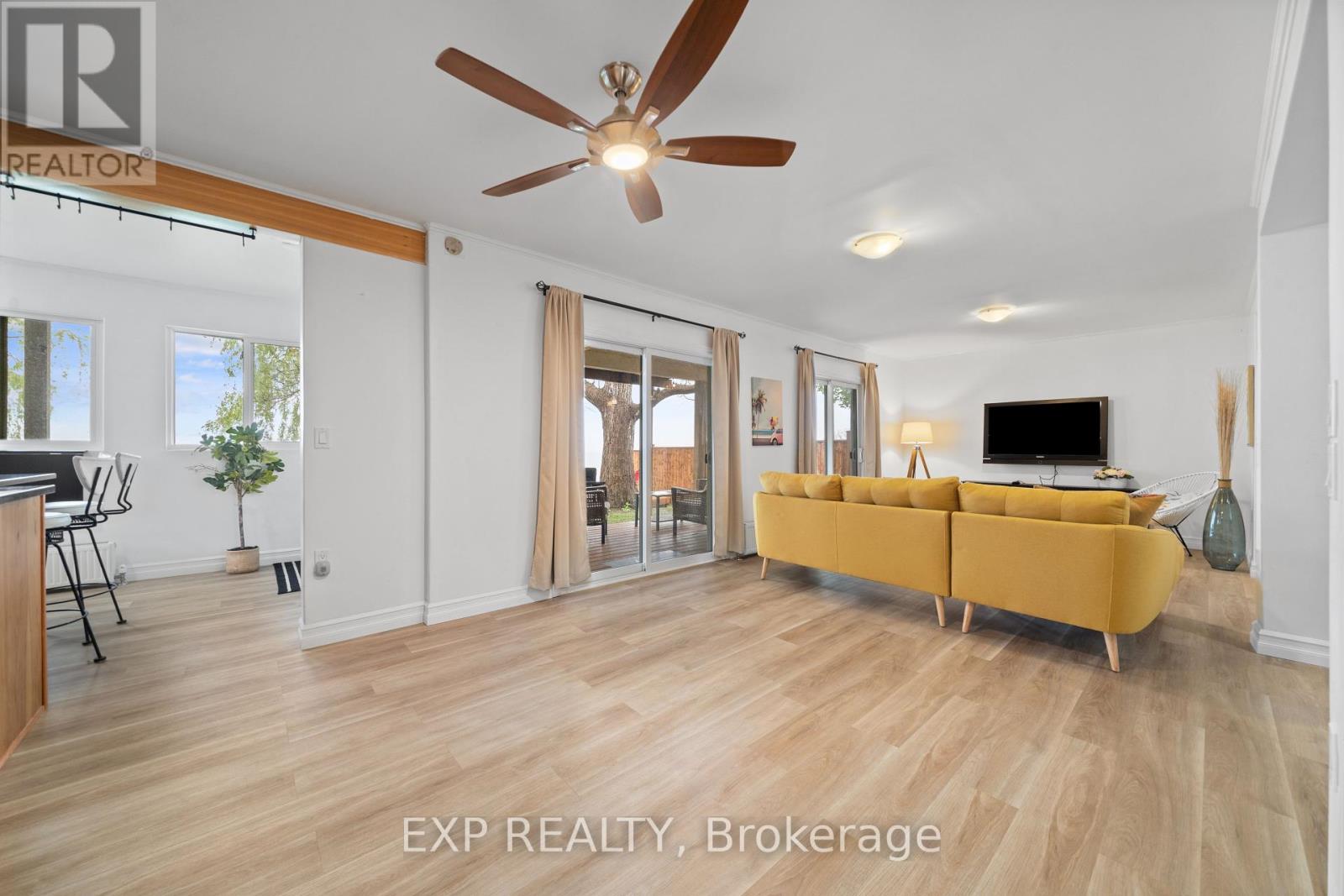 Photo 14 of 43 45 Clifford Street, Quinte West ON