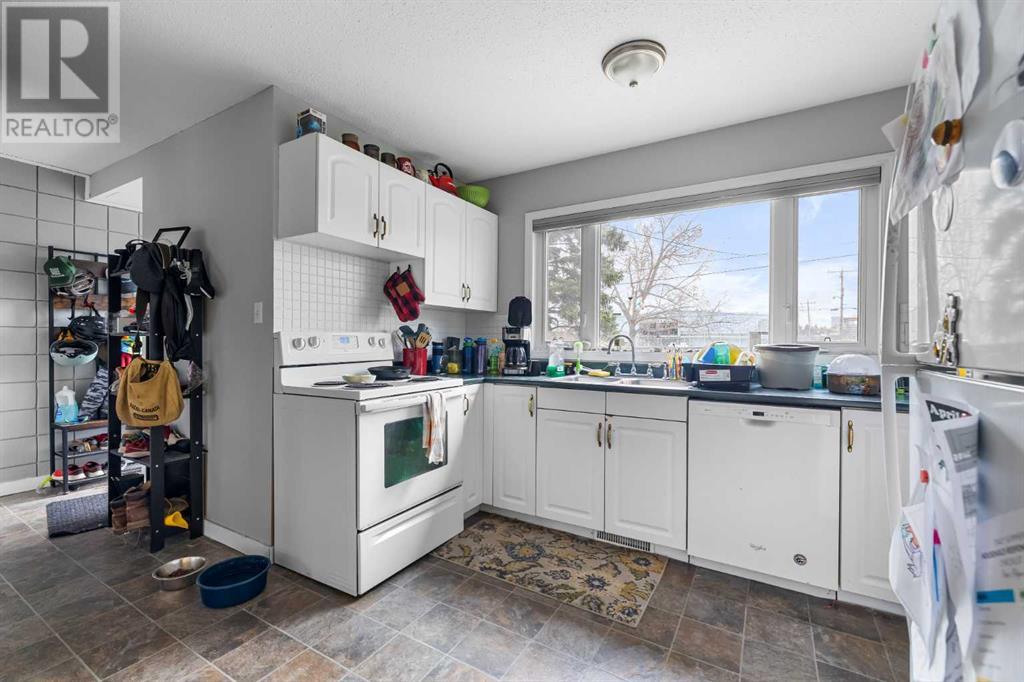 Single Family House for Sale in  Greenview Drive NE Greenview Calgary 