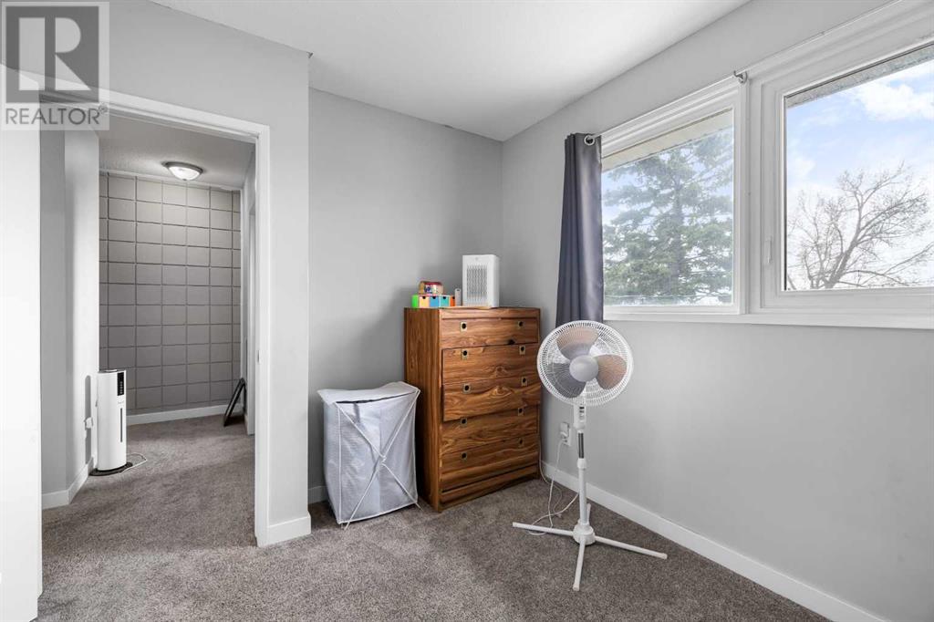 Single Family House for Sale in  Greenview Drive NE Greenview Calgary 