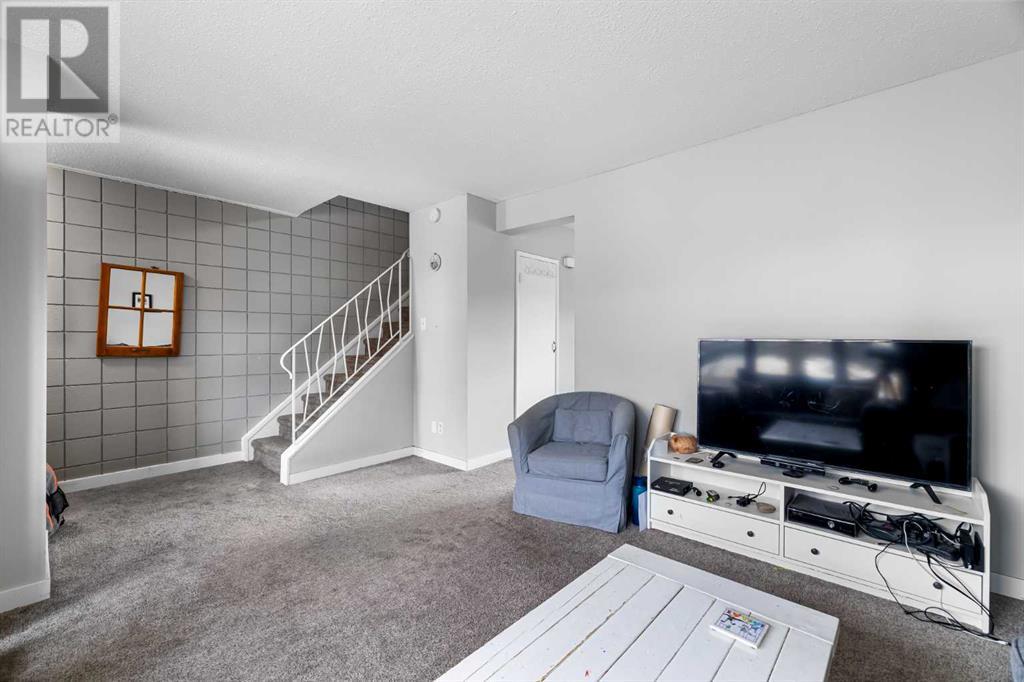 Single Family House for Sale in  Greenview Drive NE Greenview Calgary 