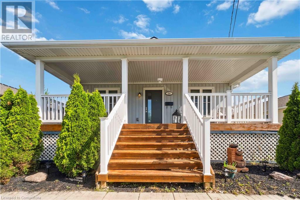 Photo 2 of 246 Martin Street, Welland ON