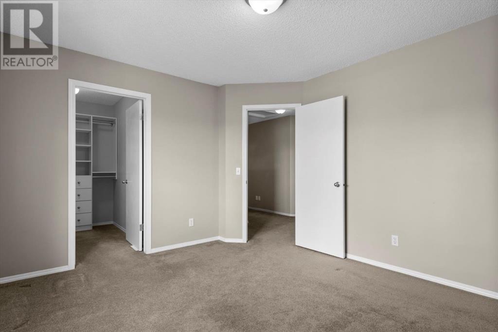Single Family House for Sale in  Tuscany Springs Gardens NW Tuscany Calgary 