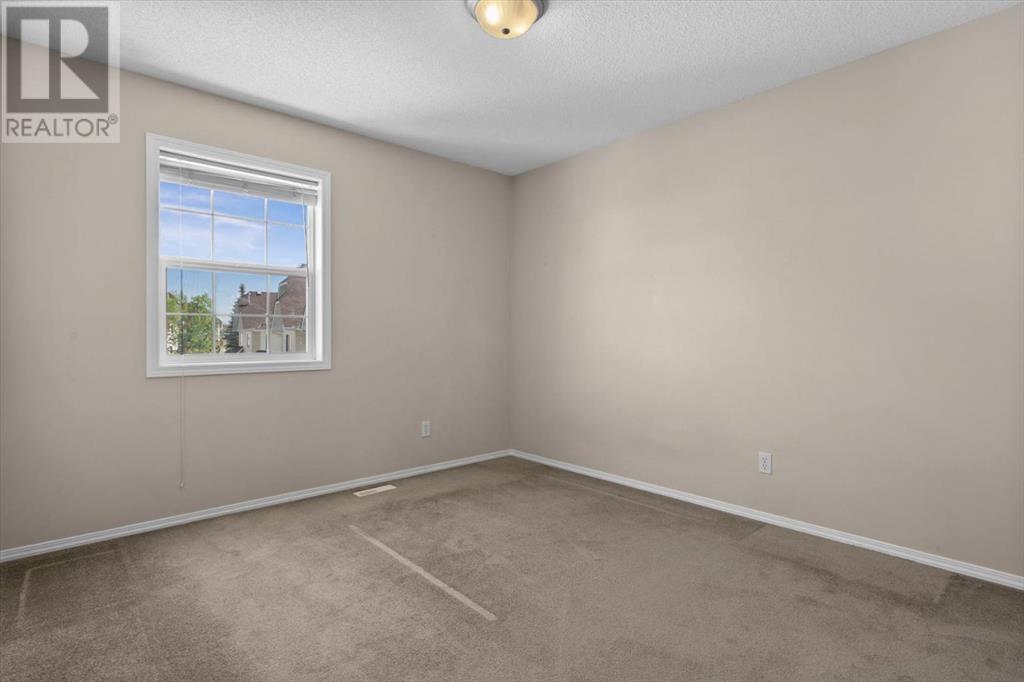 Single Family House for Sale in  Tuscany Springs Gardens NW Tuscany Calgary 