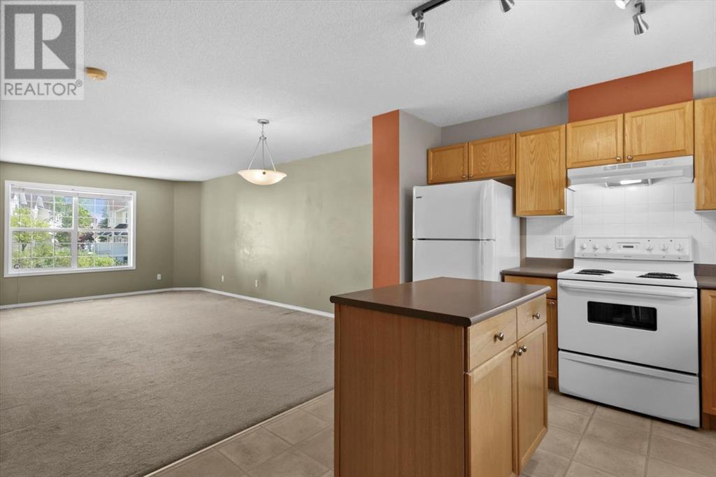 Single Family House for Sale in  Tuscany Springs Gardens NW Tuscany Calgary 