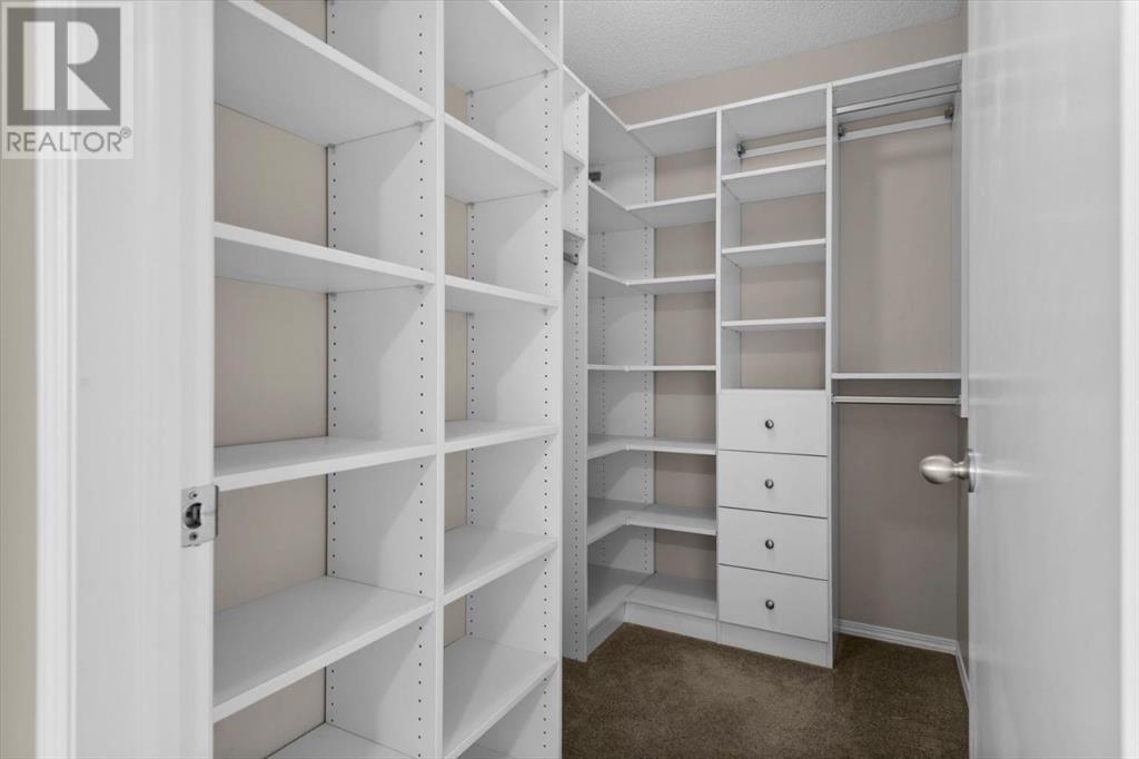 Single Family House for Sale in  Tuscany Springs Gardens NW Tuscany Calgary 
