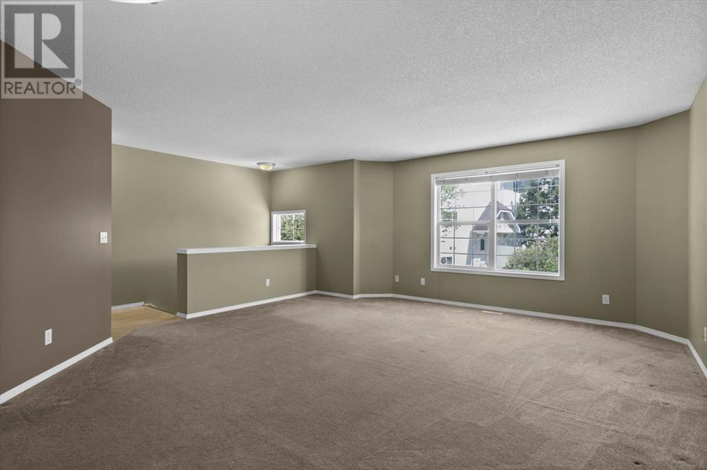 Single Family House for Sale in  Tuscany Springs Gardens NW Tuscany Calgary 