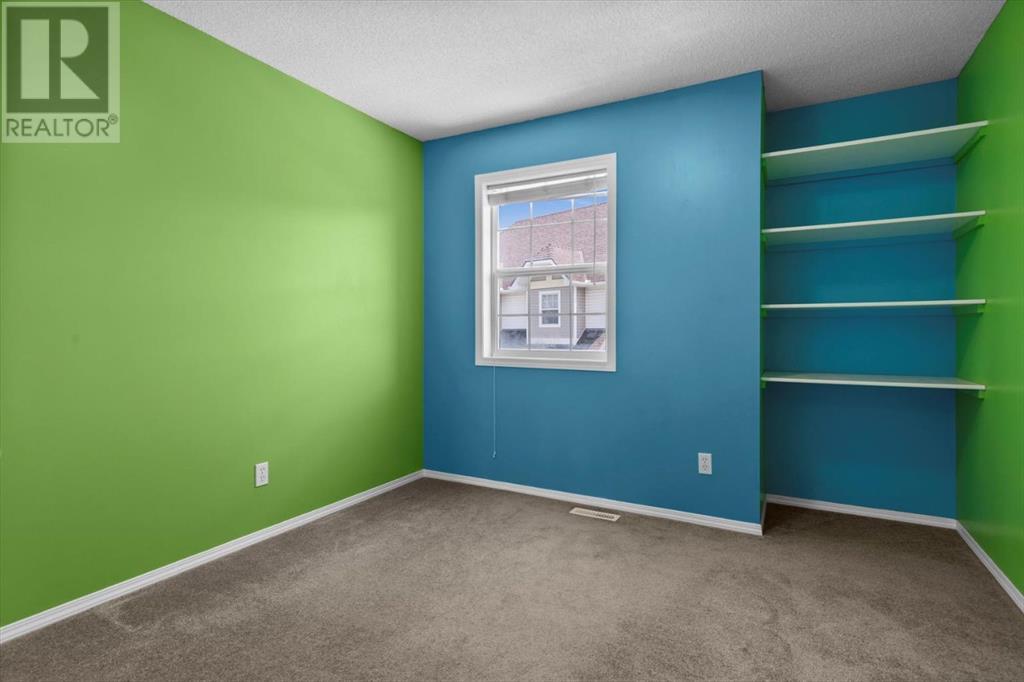 Single Family House for Sale in  Tuscany Springs Gardens NW Tuscany Calgary 