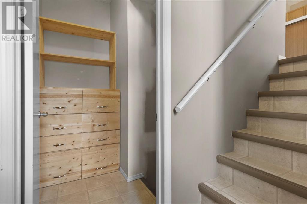 Single Family House for Sale in  Tuscany Springs Gardens NW Tuscany Calgary 
