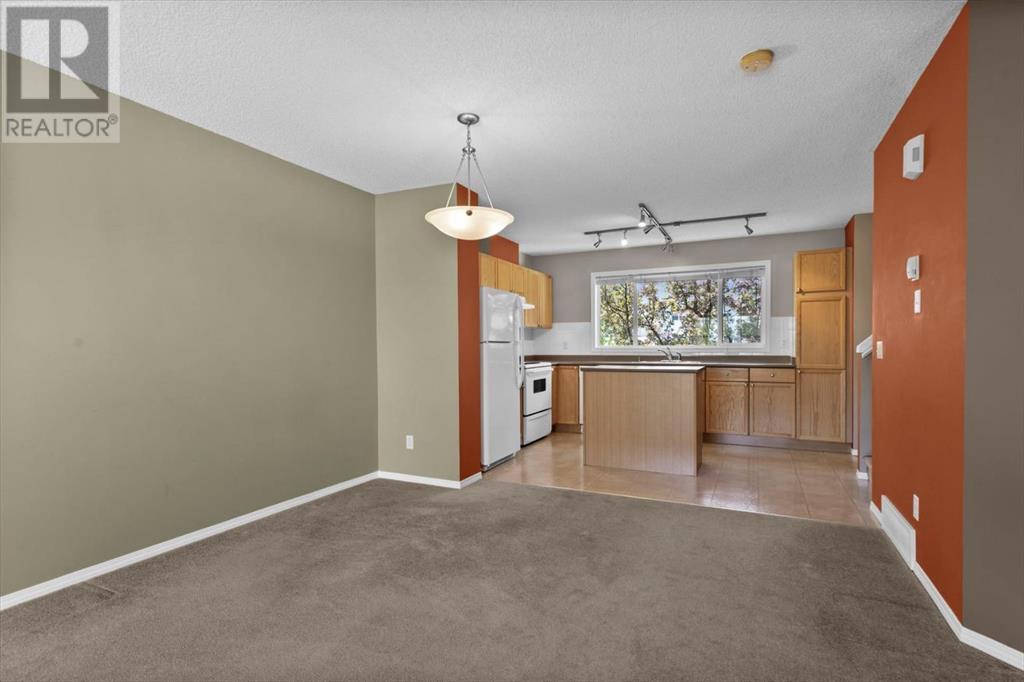 Single Family House for Sale in  Tuscany Springs Gardens NW Tuscany Calgary 