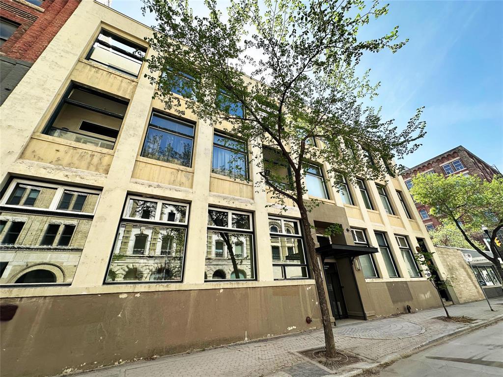 Photo 2 of 1 A 89 Princess Street, Winnipeg MB
