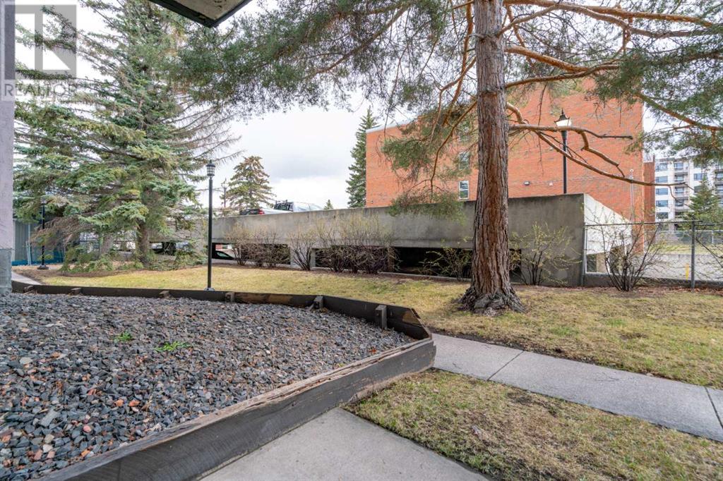 Single Family House for Sale in B  A Street SW Kingsland Calgary 