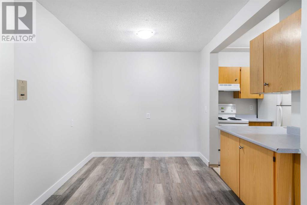 Single Family House for Sale in B  A Street SW Kingsland Calgary 