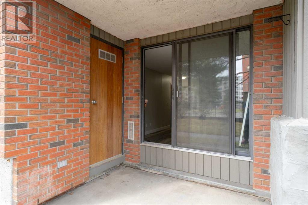 Single Family House for Sale in B  A Street SW Kingsland Calgary 