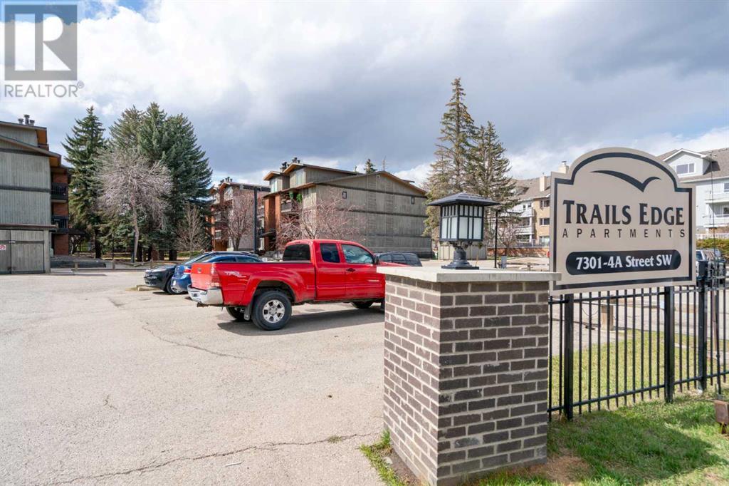 Single Family House for Sale in B  A Street SW Kingsland Calgary 