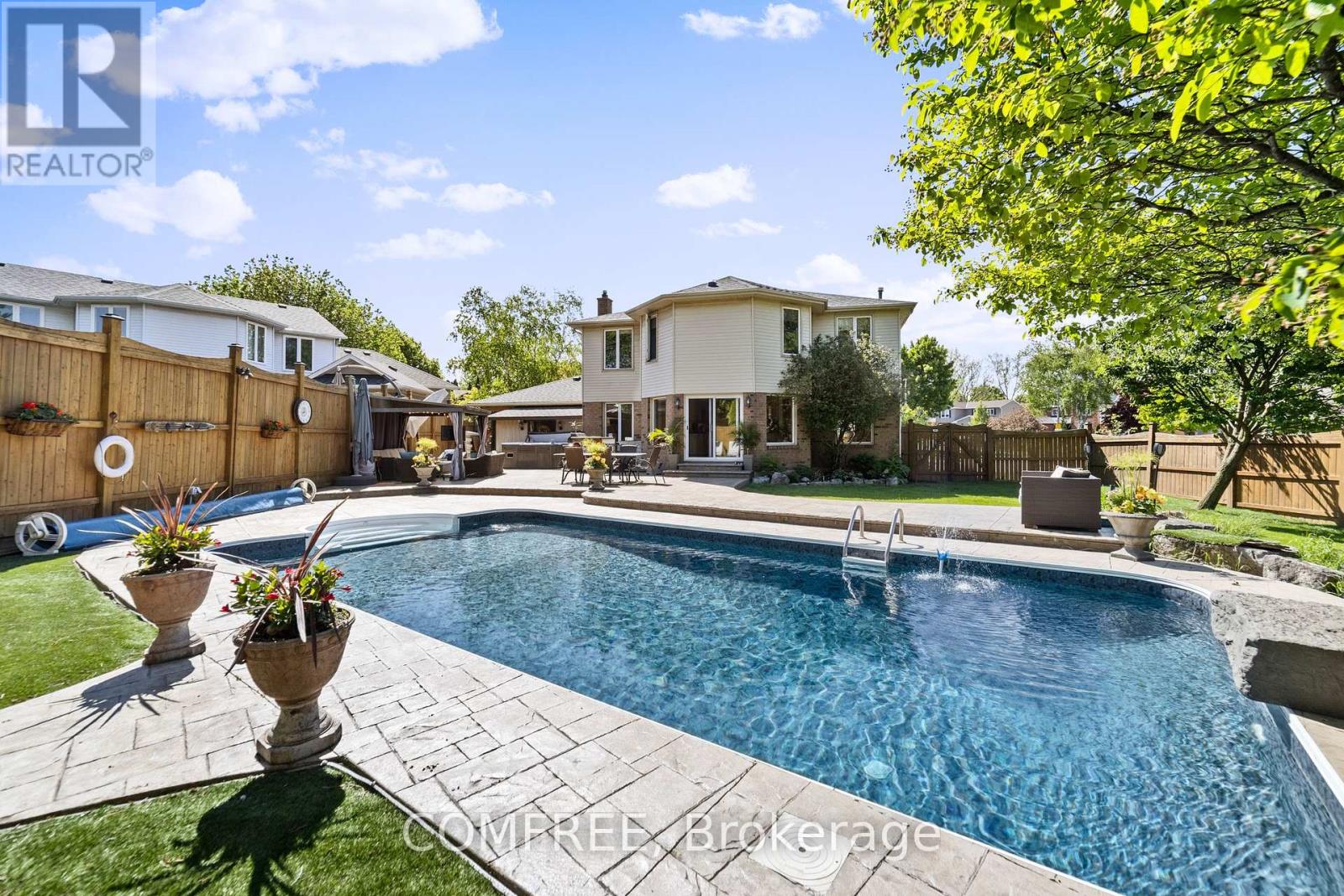 Photo 30 of 2131 Upland Drive, Burlington ON
