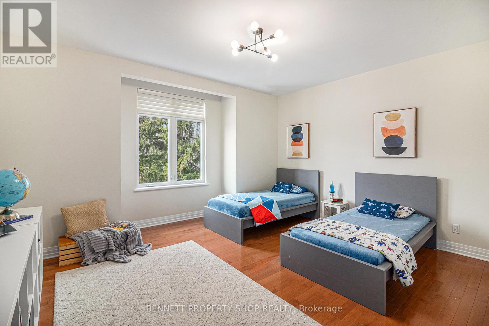 Photo 20 of 1934 Lenester Avenue, Ottawa ON