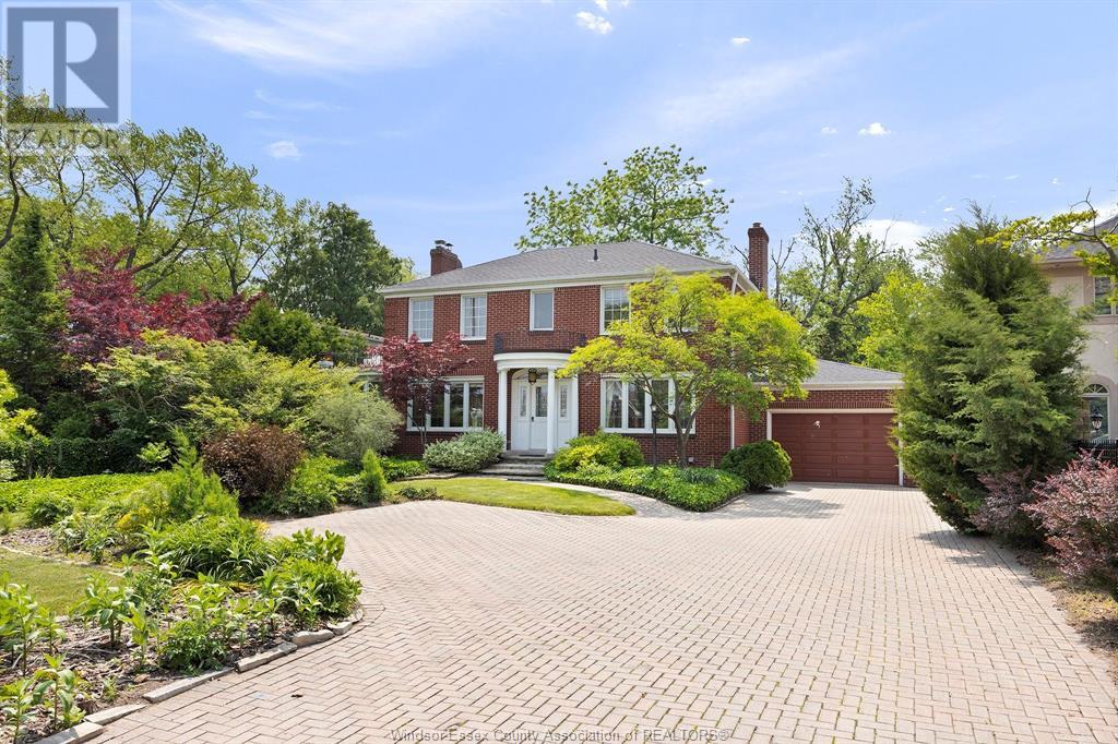 Photo 11 of 5765 Riverside Drive East, Windsor ON