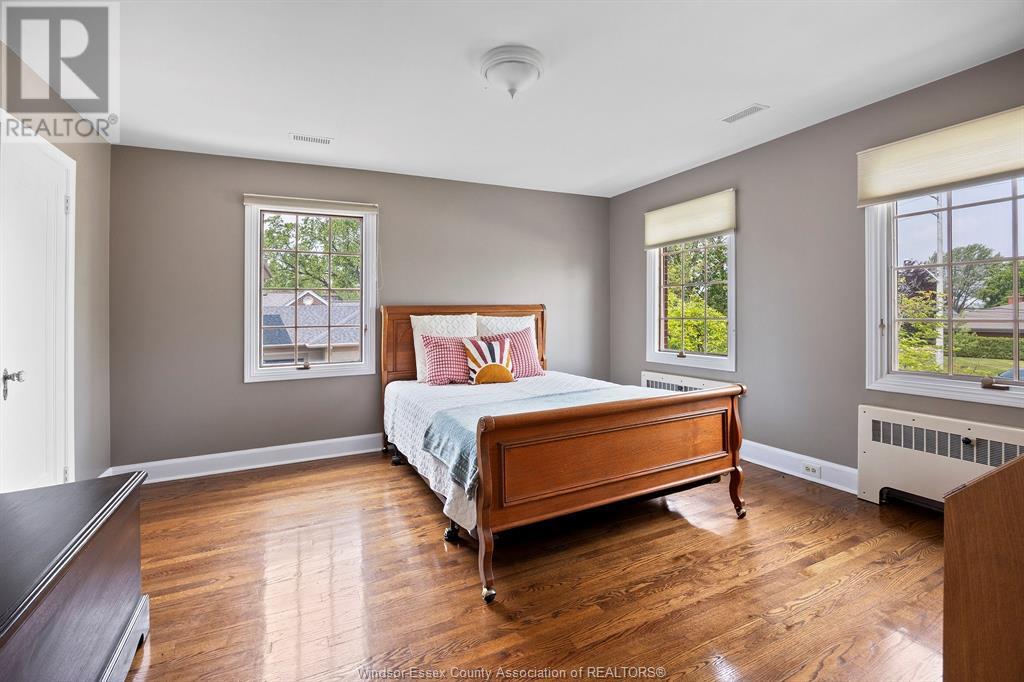 Photo 20 of 5765 Riverside Drive East, Windsor ON