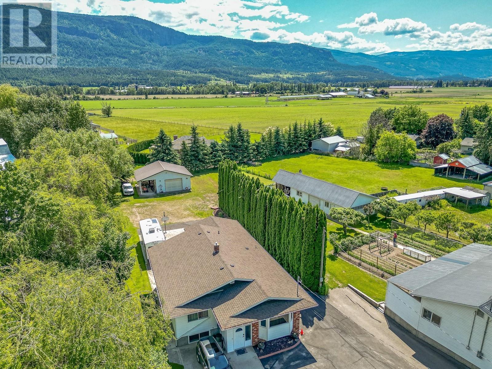6601 97A Highway, Enderby