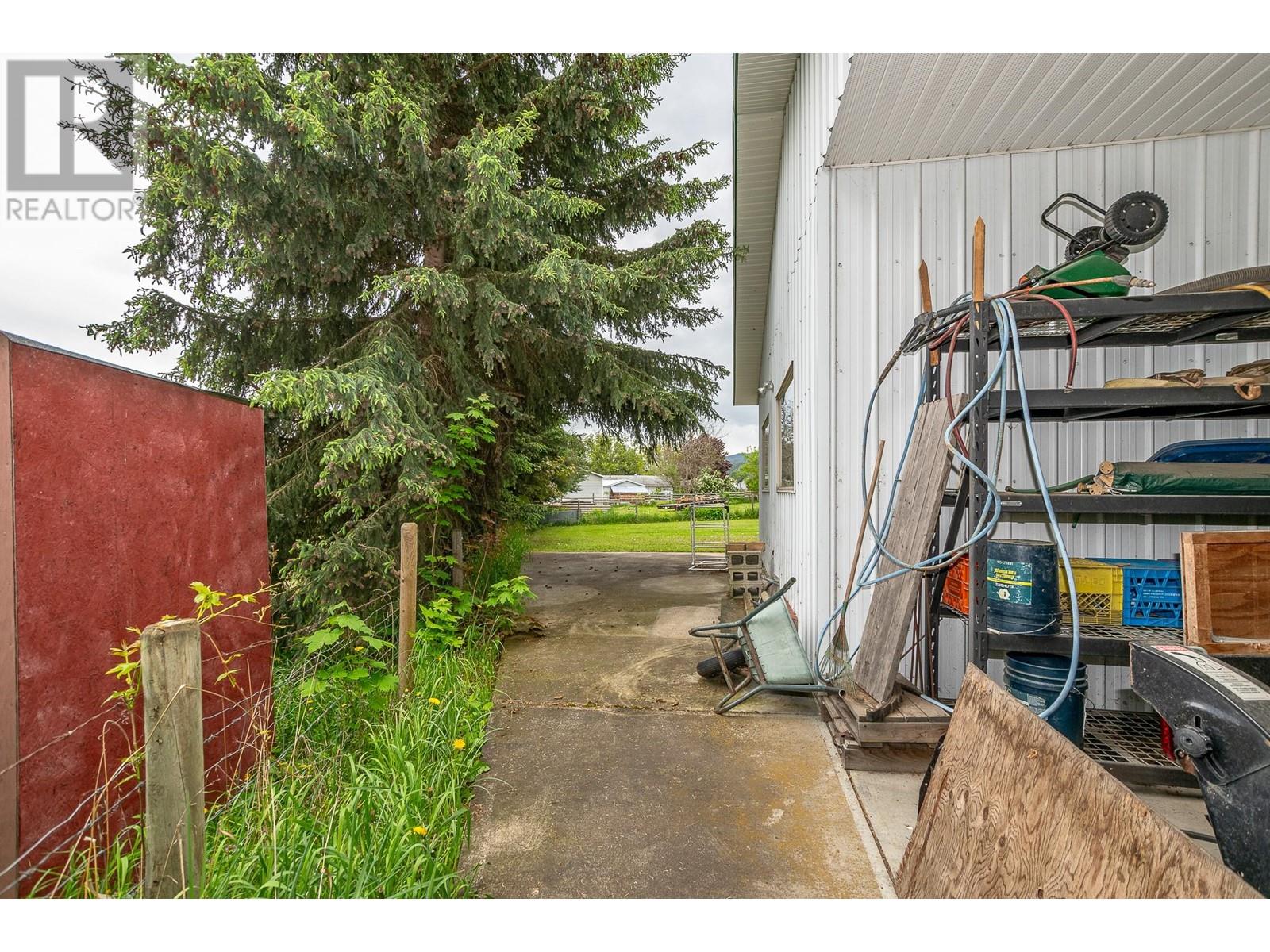 6601 97A Highway, Enderby