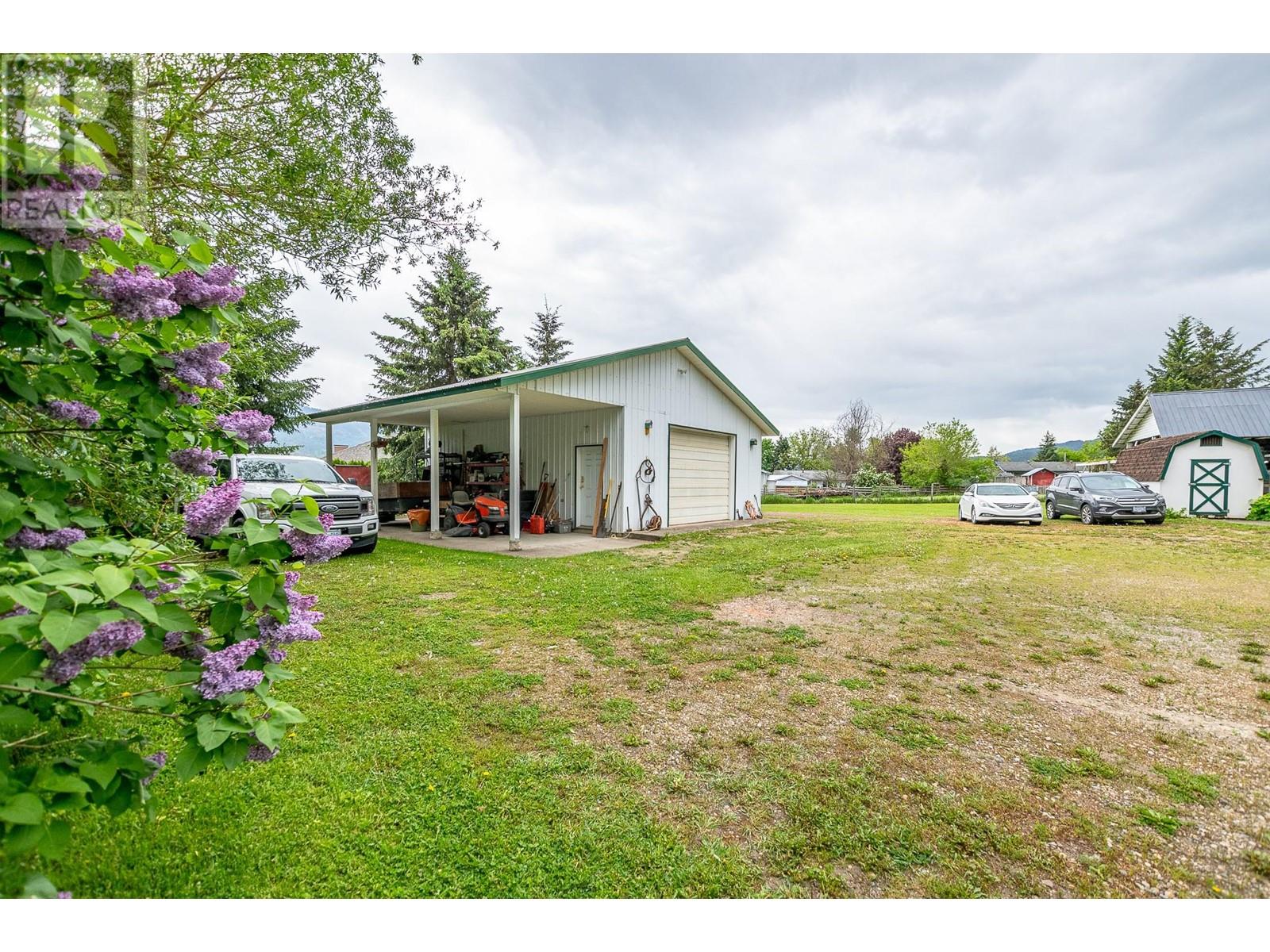 6601 97A Highway, Enderby