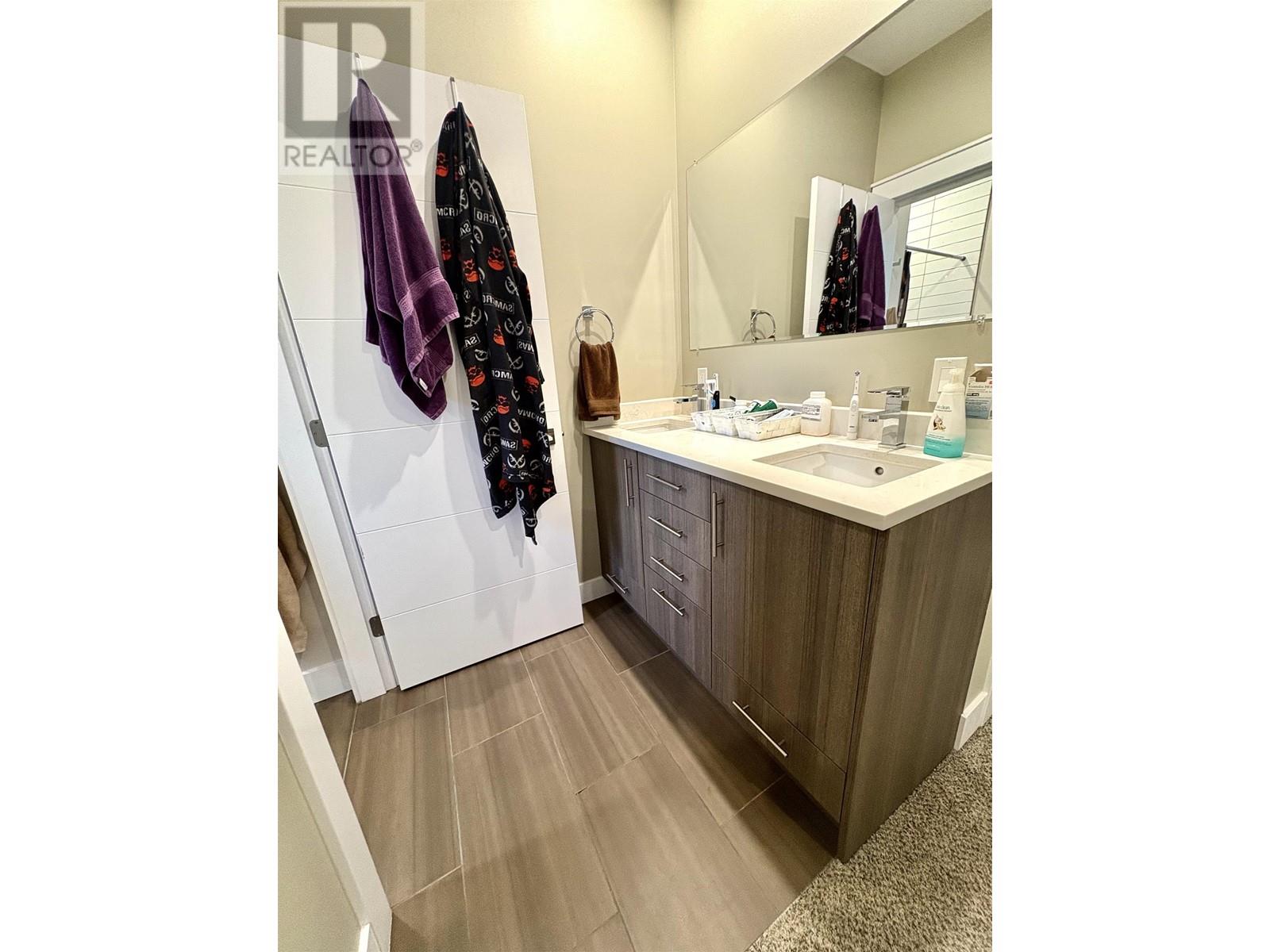 49 WOZNEY STREET, Kitimat