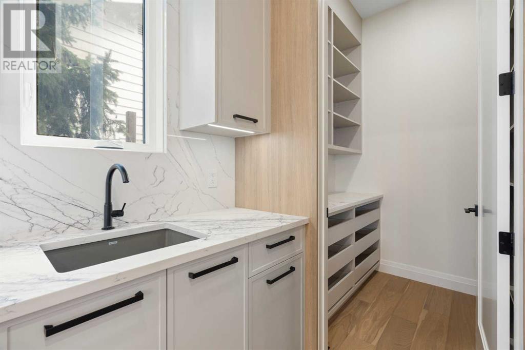 Single Family House for Sale in   Avenue NW Mount Pleasant Calgary 