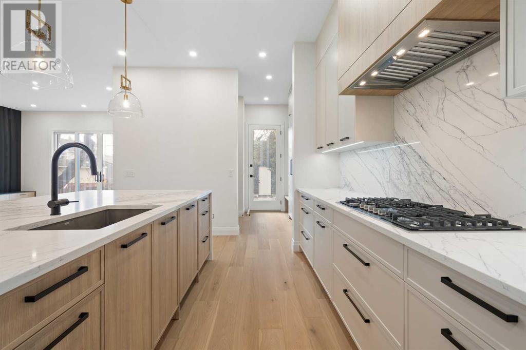 Single Family House for Sale in   Avenue NW Mount Pleasant Calgary 