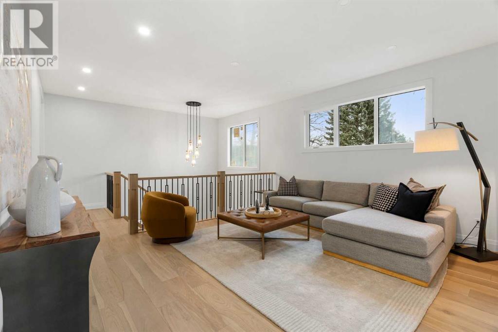 Single Family House for Sale in   Avenue NW Mount Pleasant Calgary 