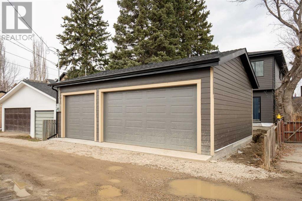 Single Family House for Sale in   Avenue NW Mount Pleasant Calgary 