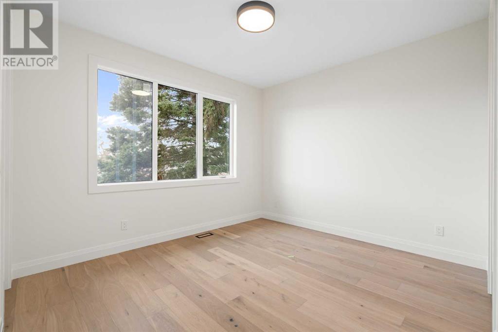 Single Family House for Sale in   Avenue NW Mount Pleasant Calgary 