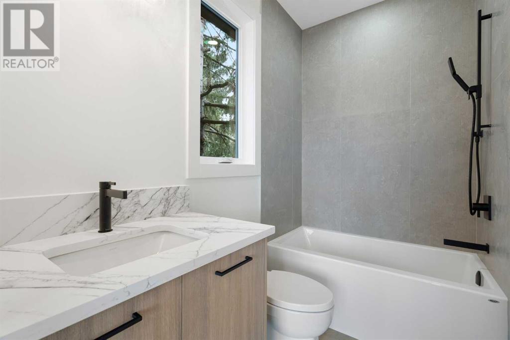 Single Family House for Sale in   Avenue NW Mount Pleasant Calgary 