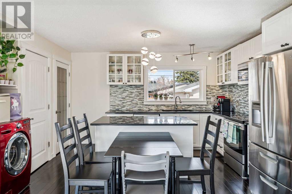 Single Family House Bungalow for Sale in  Worcester Drive SW Wildwood Calgary 