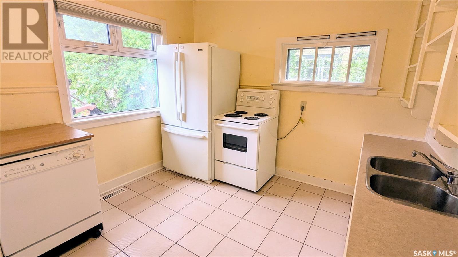 Single Family House Bungalow for Sale in  E AVENUE N Saskatoon 