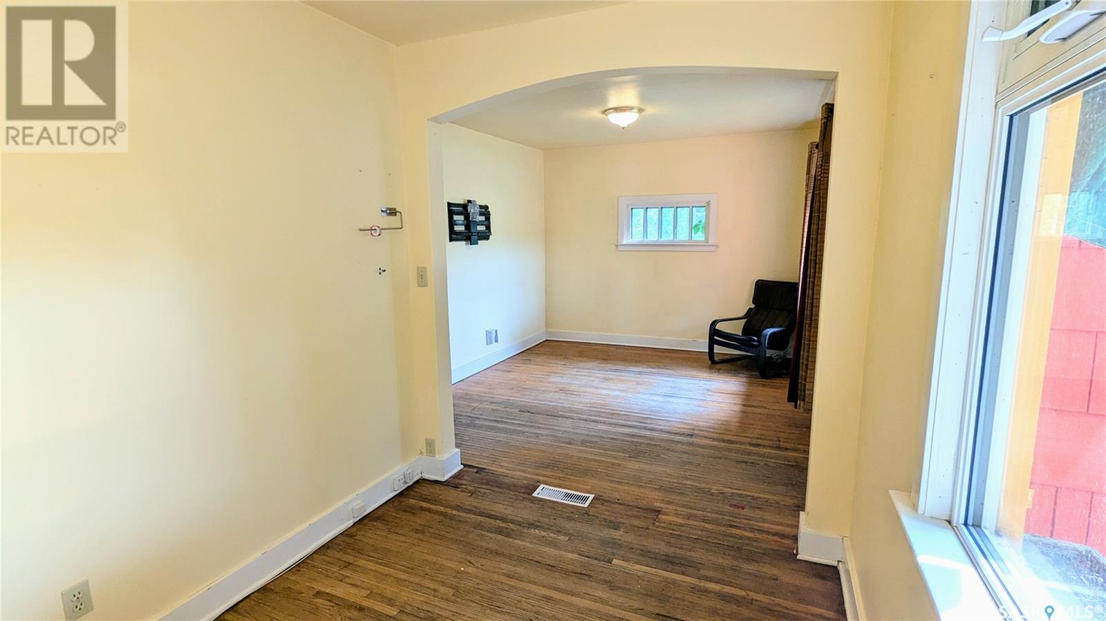 Single Family House Bungalow for Sale in  E AVENUE N Saskatoon 