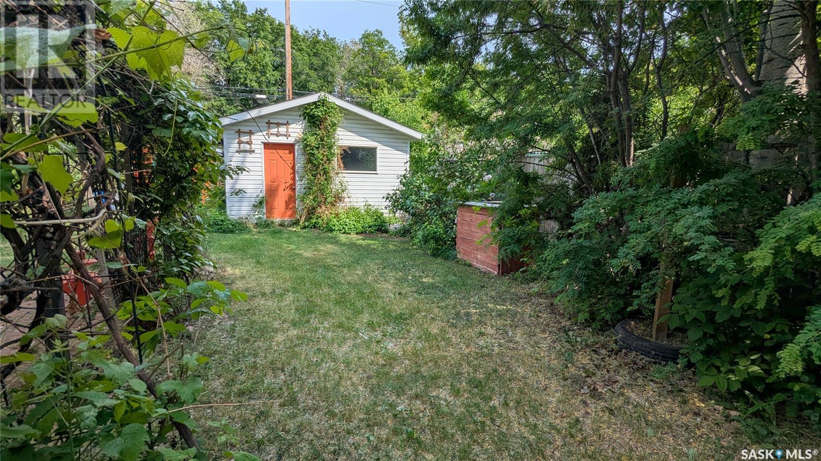 Single Family House Bungalow for Sale in  E AVENUE N Saskatoon 