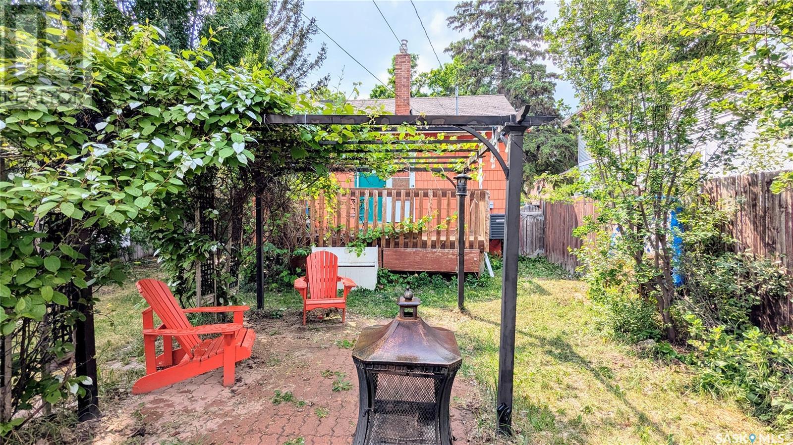 Single Family House Bungalow for Sale in  E AVENUE N Saskatoon 
