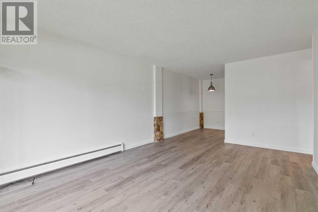 Single Family House for Sale in    Avenue SW Windsor Park Calgary 