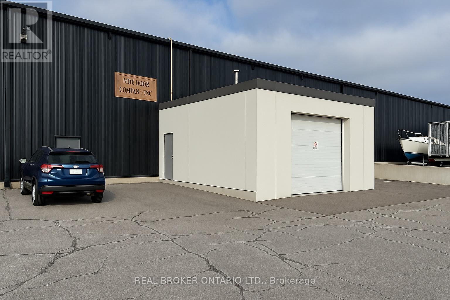 Photo 1 of 3 4256 Carroll Avenue, Niagara Falls ON