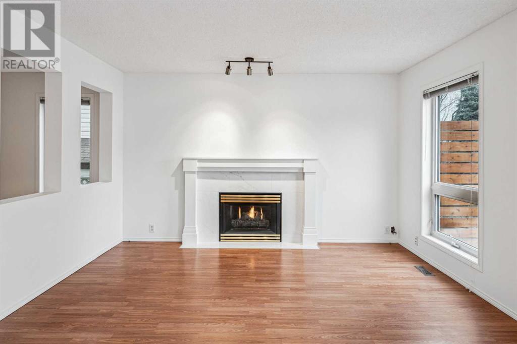 Single Family House for Sale in  Douglas Glen Heath SE Douglasdale/Glen Calgary 