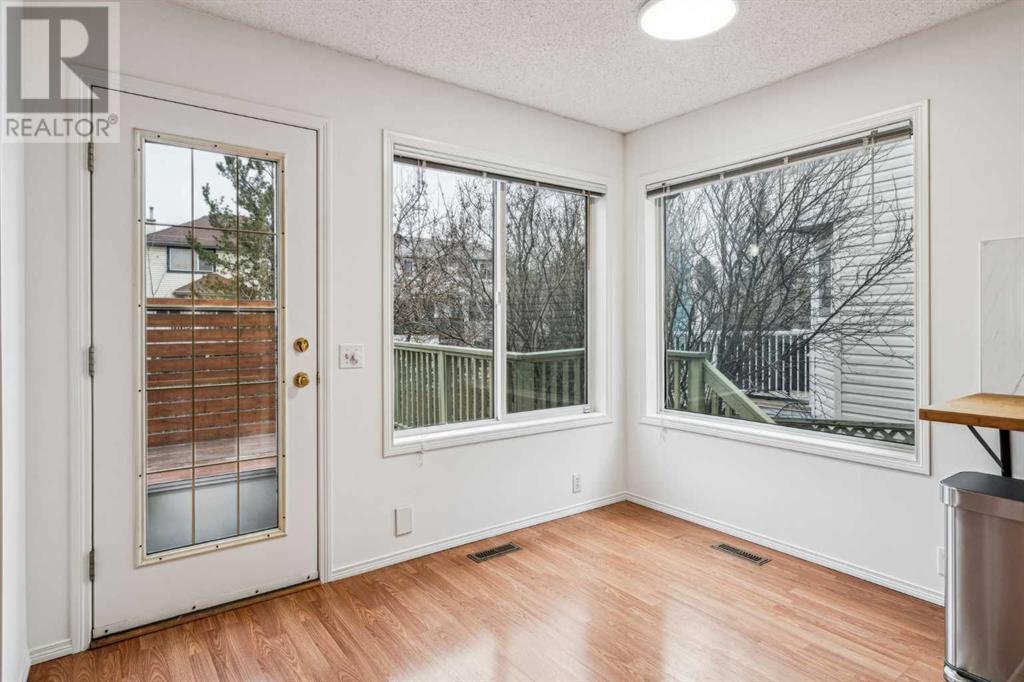 Single Family House for Sale in  Douglas Glen Heath SE Douglasdale/Glen Calgary 