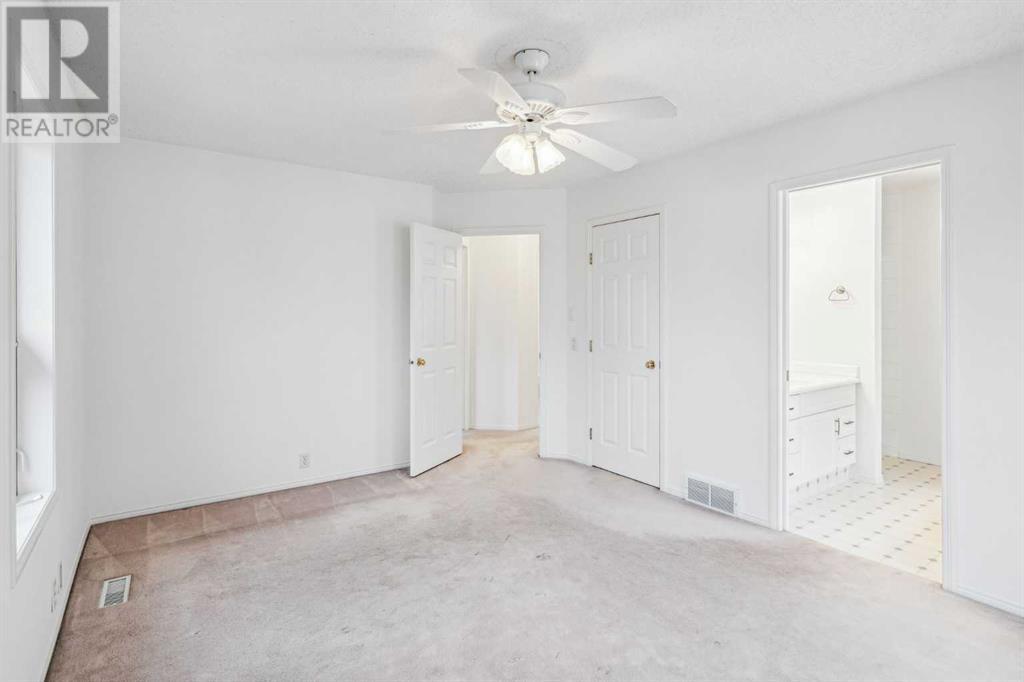 Single Family House for Sale in  Douglas Glen Heath SE Douglasdale/Glen Calgary 